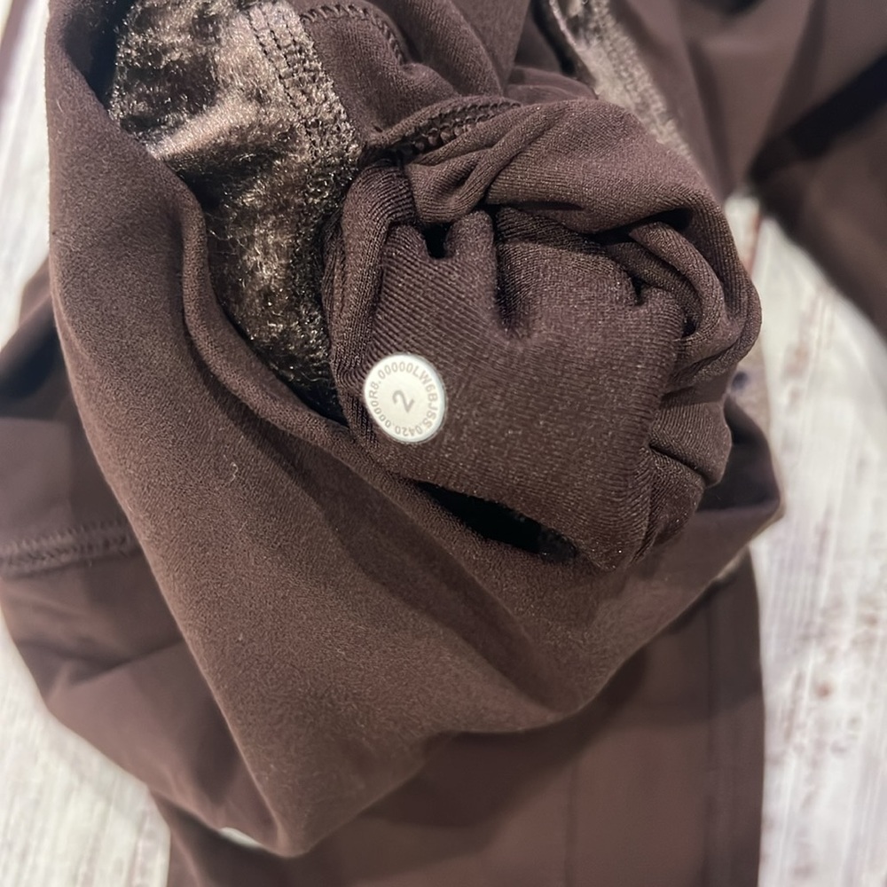 Lululemon Align Legging Super High Rise with Velvet - Picture 4 of 6
